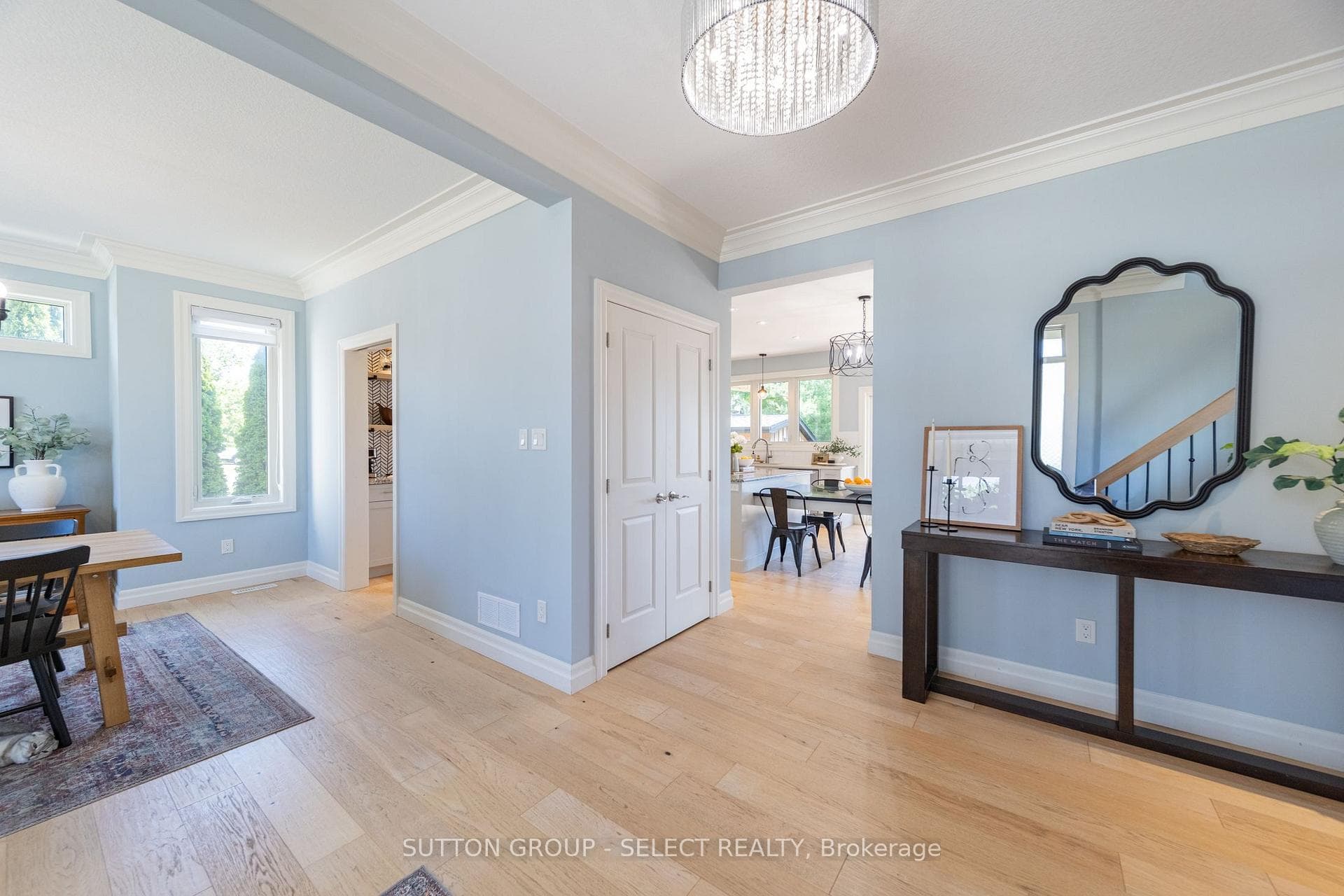 Intelligent floor plan