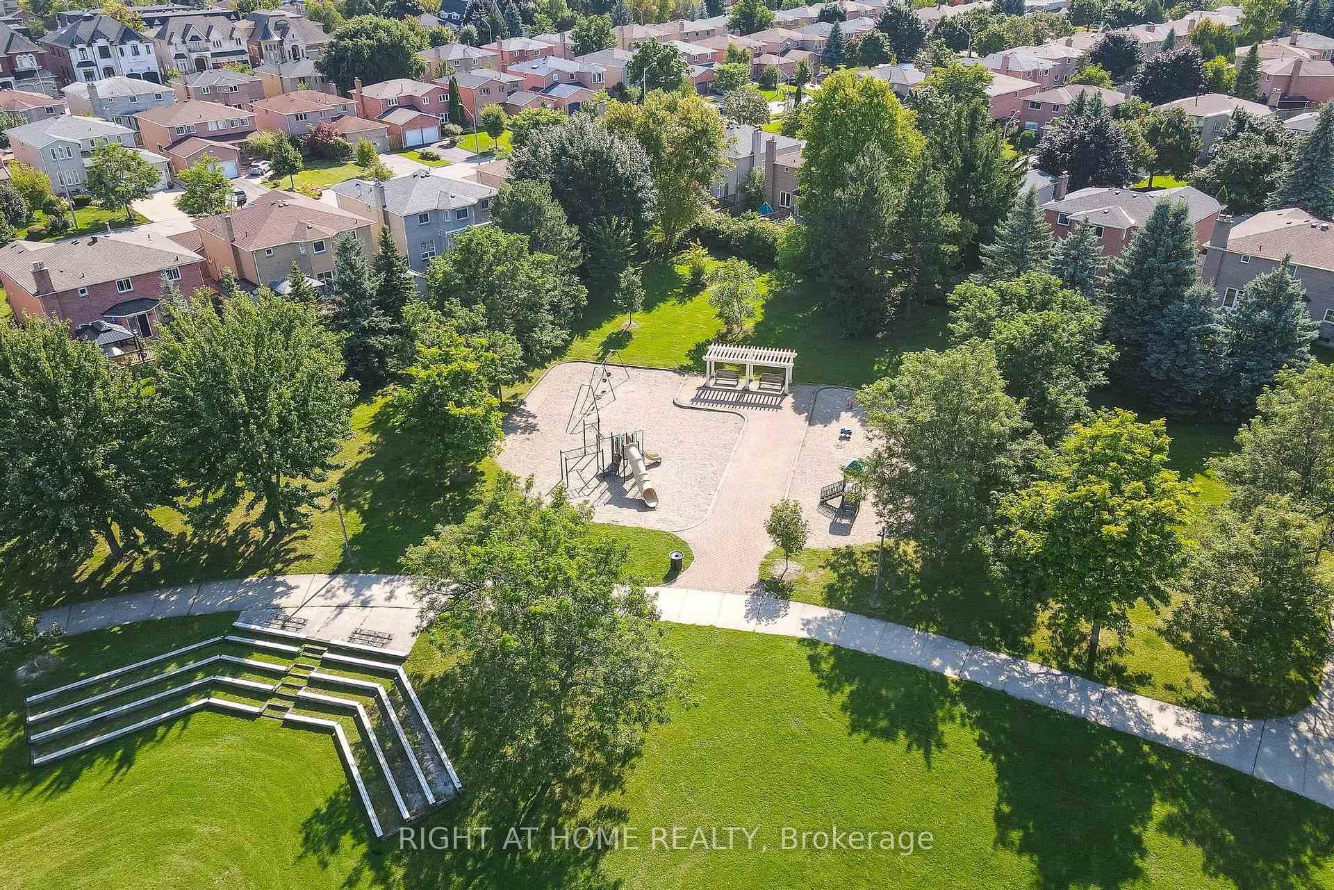 18 Gracedale Drive photo 49