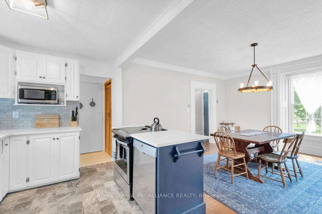 1109 Cross Road photo 21