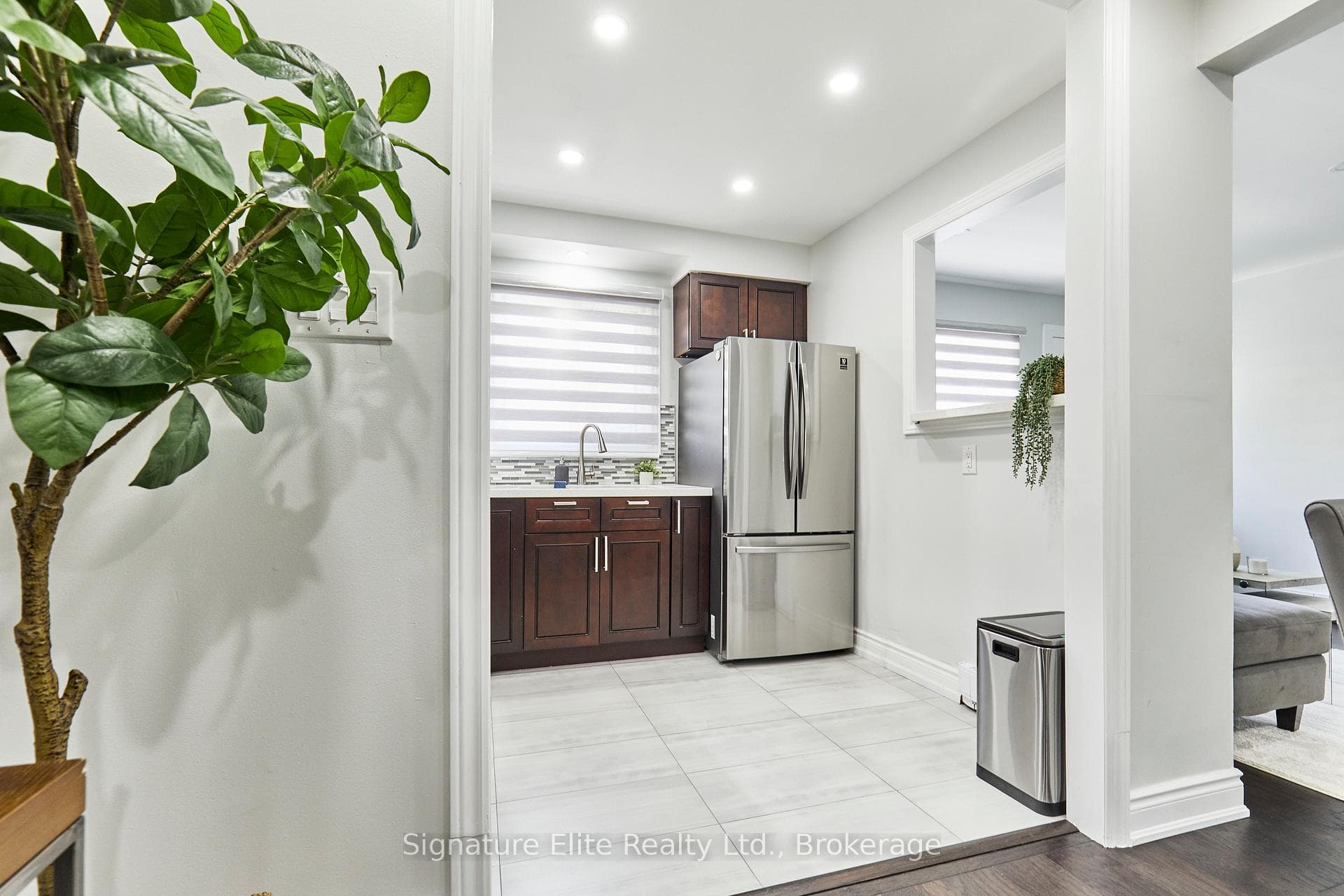 1100 Oxford Street Unit 48 photo 7