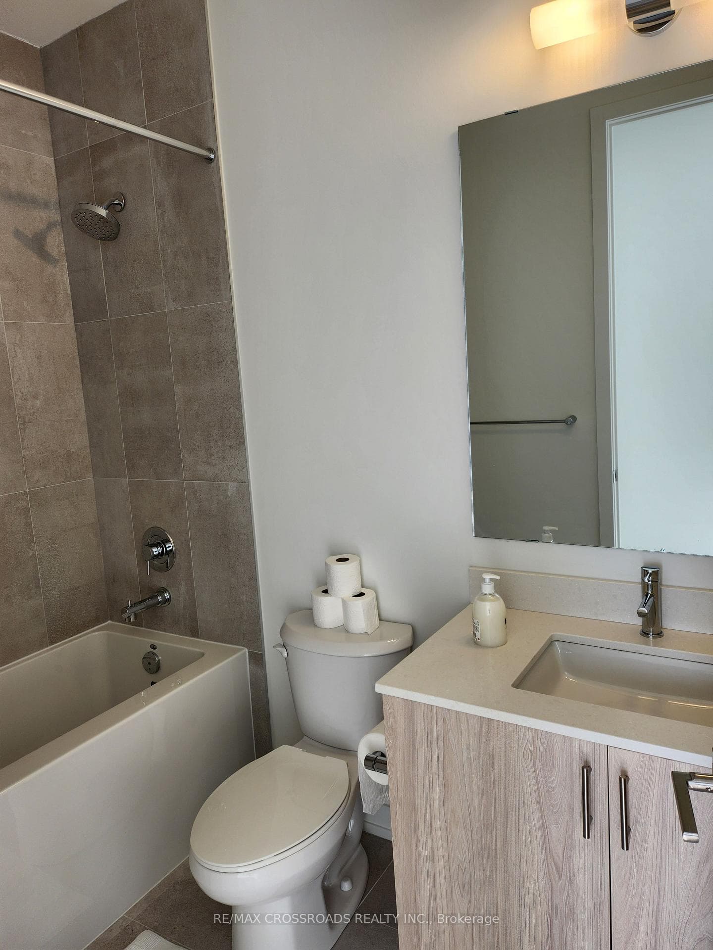 9 Walder Lane Unit 109 photo 13