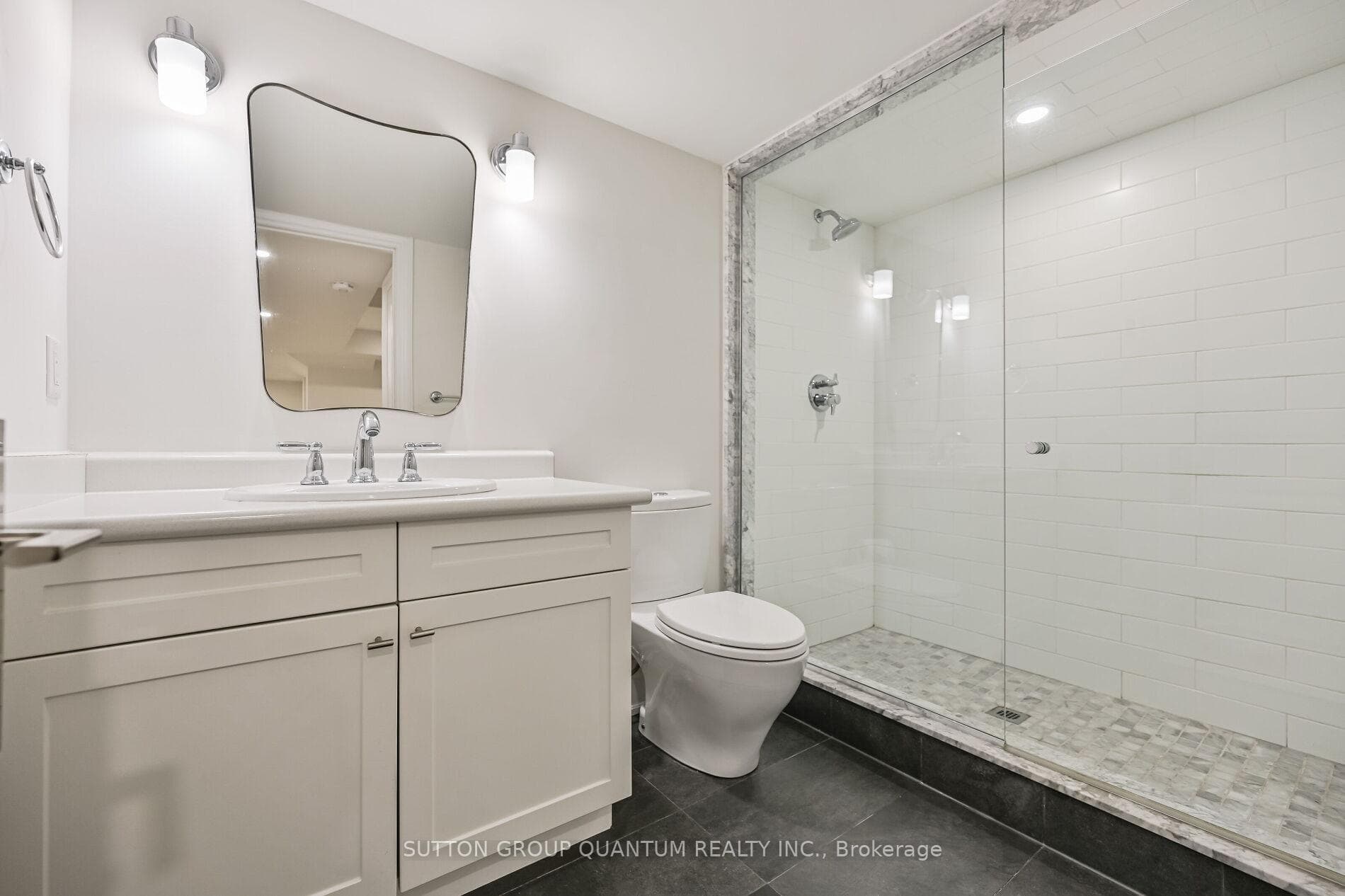 204 Rebecca Street photo 38