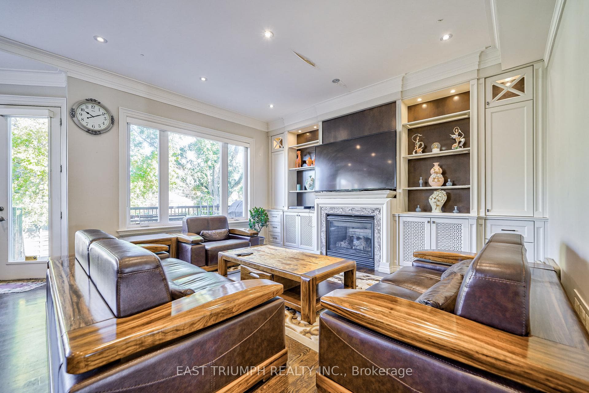 186 Mckee Avenue photo 14