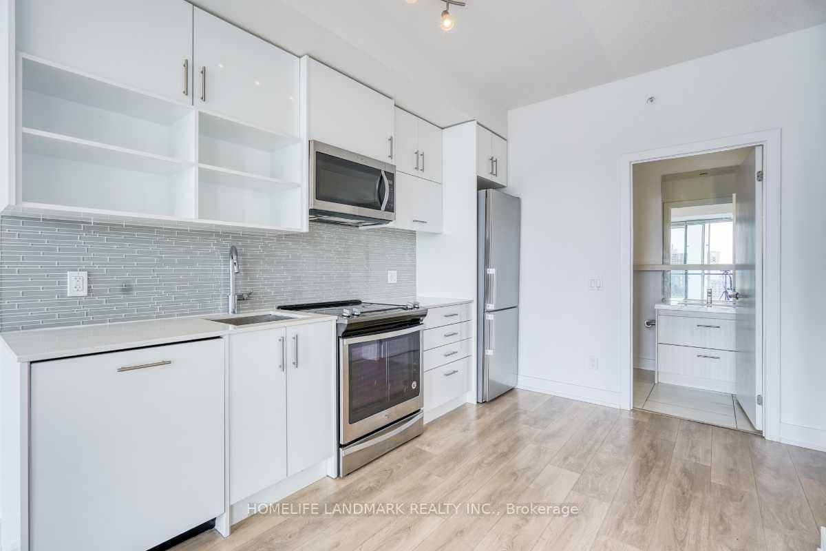 128 Fairview Mall Drive Unit 1012 photo 8