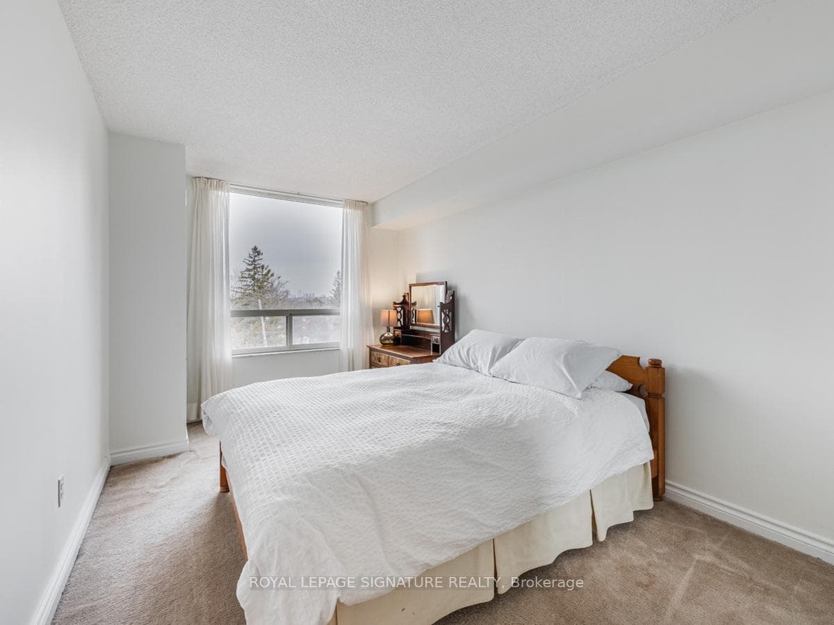 1210 Don Mills Road Unit 402 photo 21