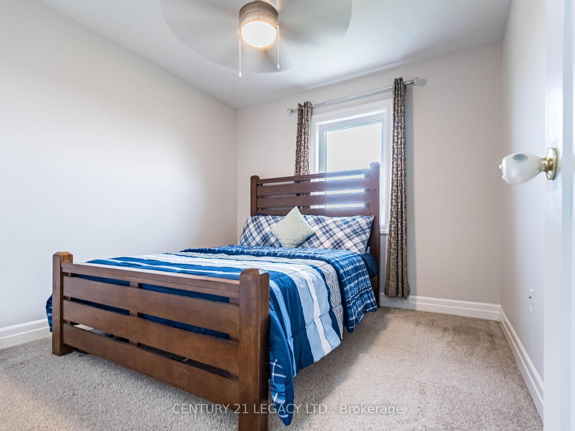 68 Nieson Street photo 17