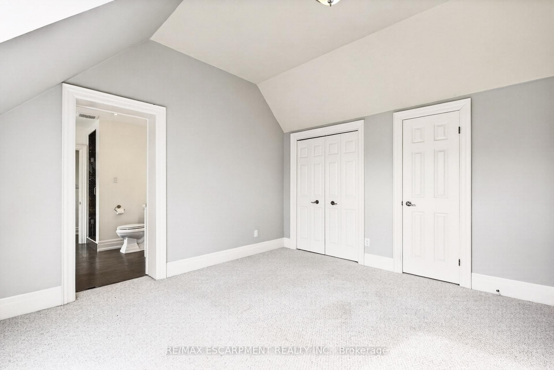 1670 Medad Springs Court photo 23