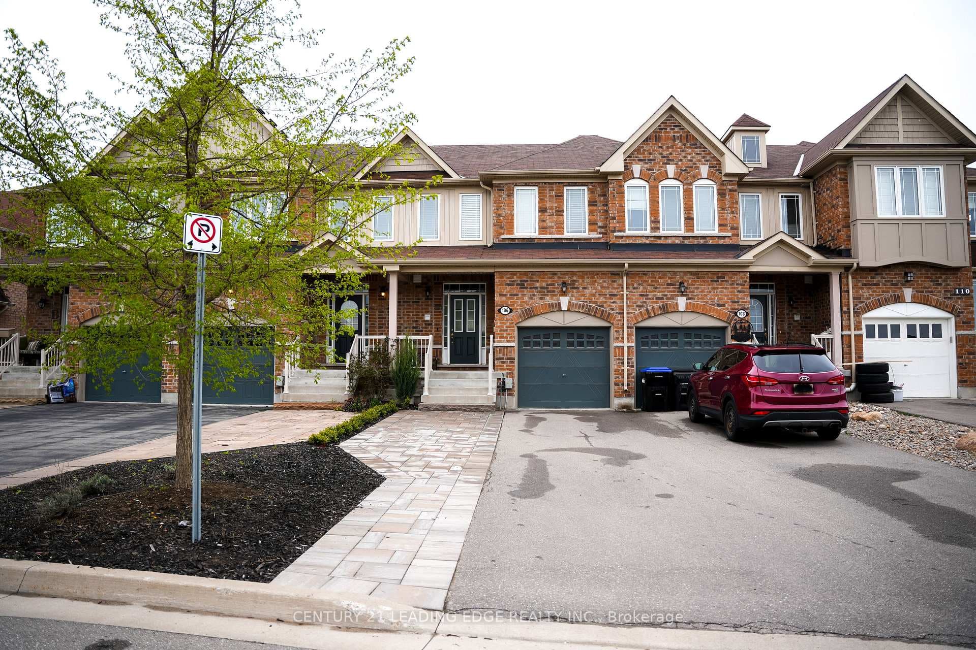 106 SYDIE Lane photo 2