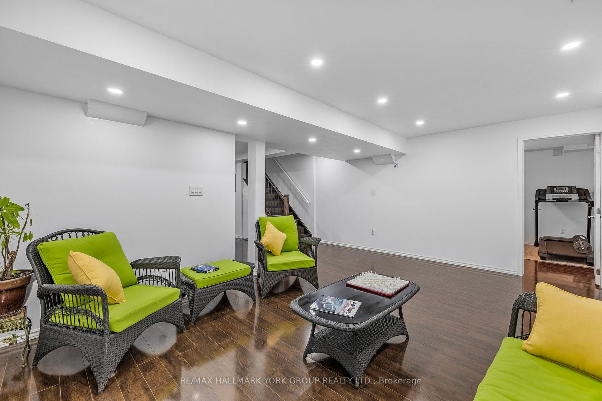 240 Borealis Avenue photo 29