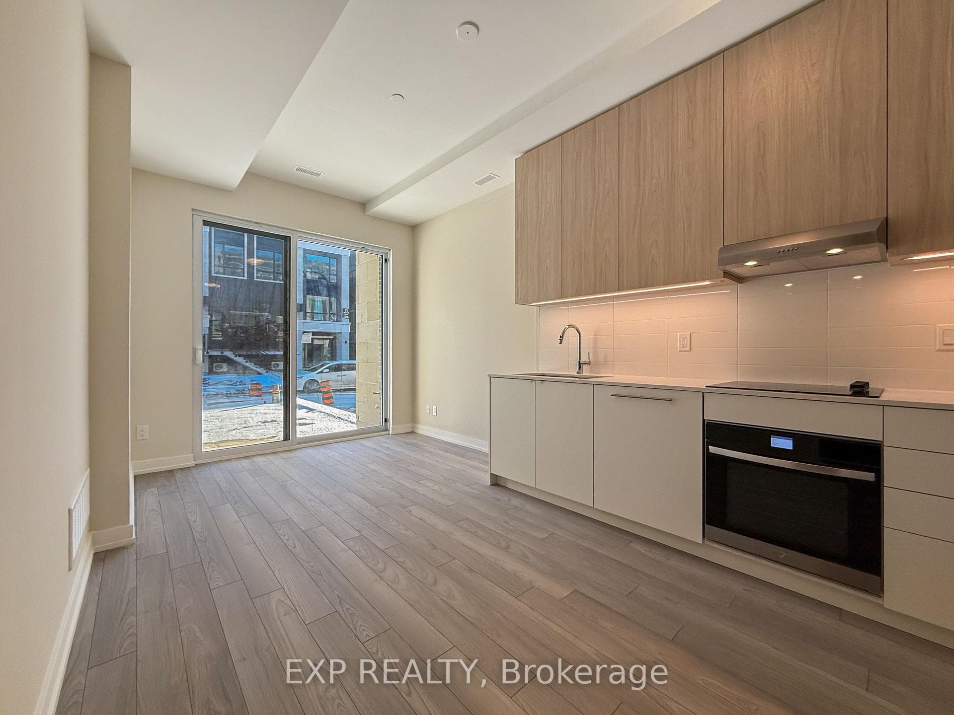 10 Walder Lane Unit G102 photo 8