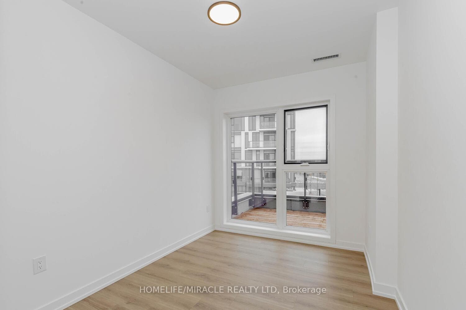 20 Lagerfeld Drive Unit 11 photo 35