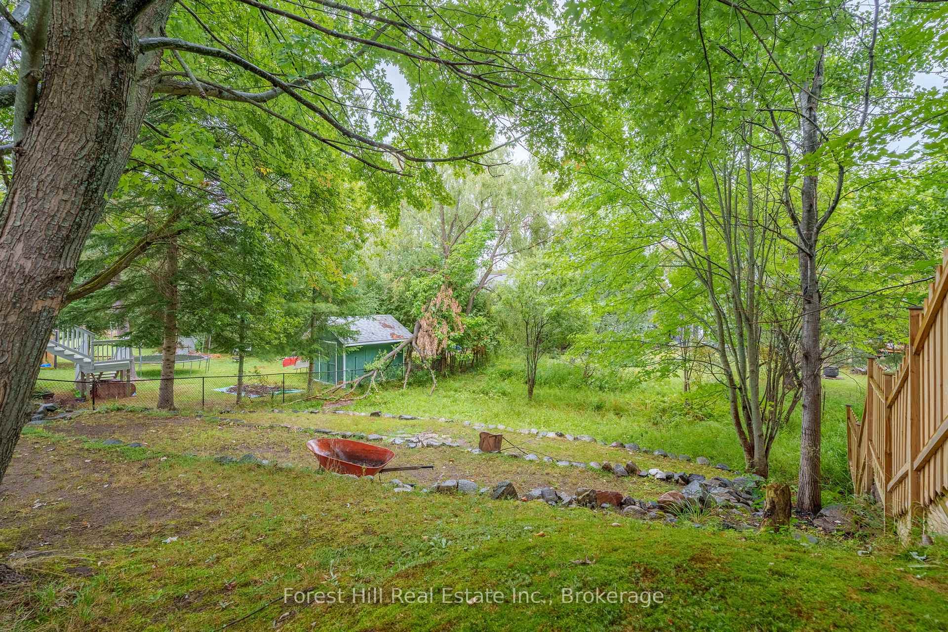 12 Crestview Drive photo 33