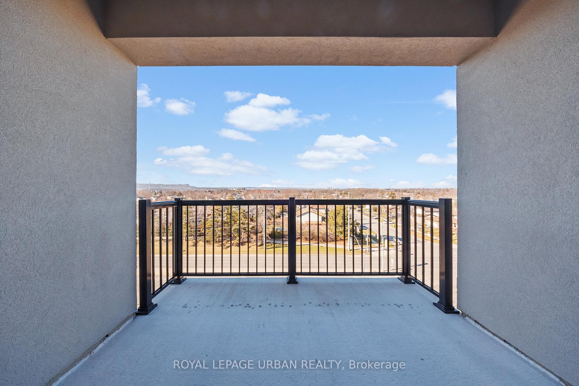 610 Farmstead Drive Unit 618 photo 15