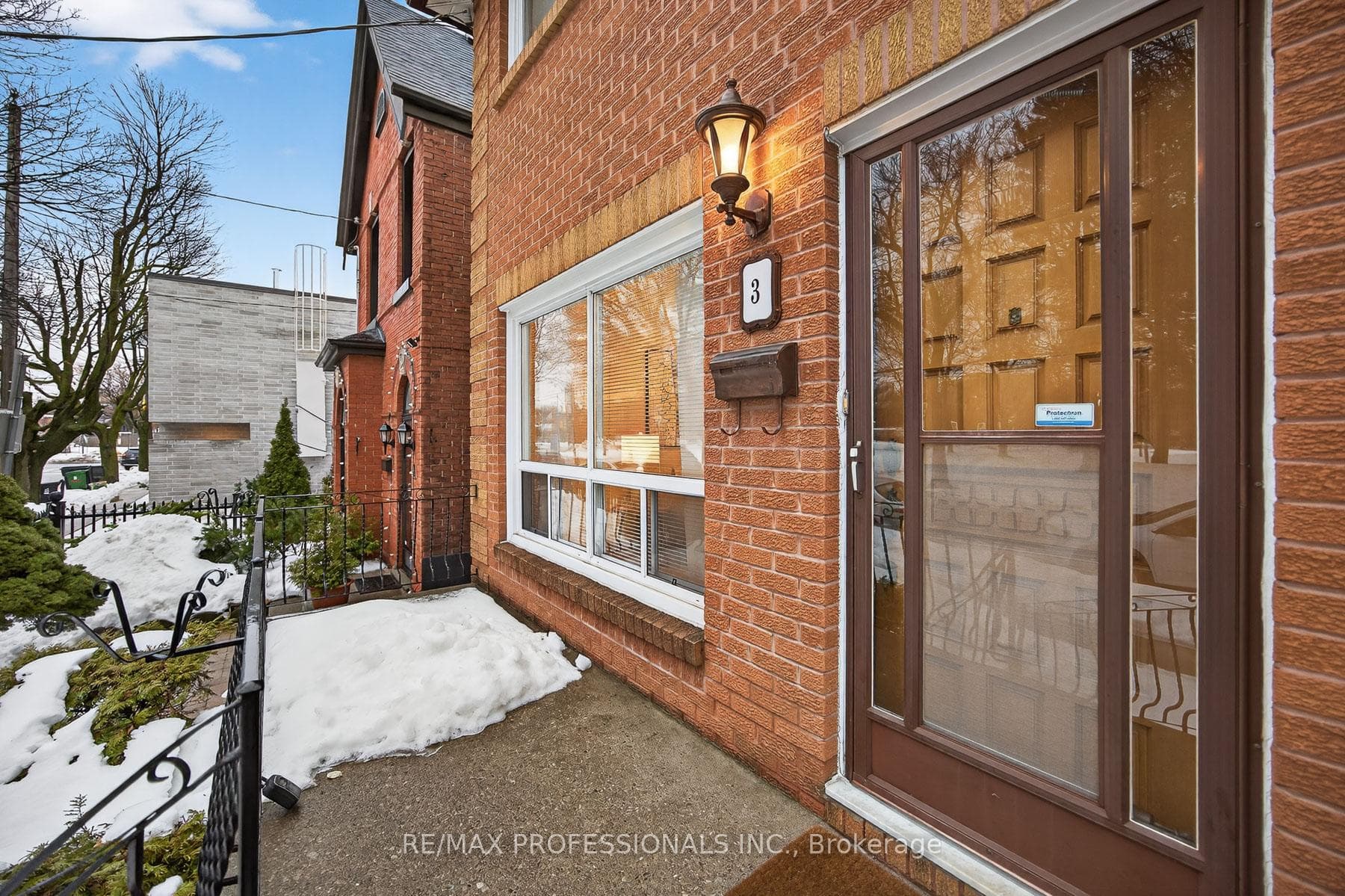 3 Brandon Avenue photo 2