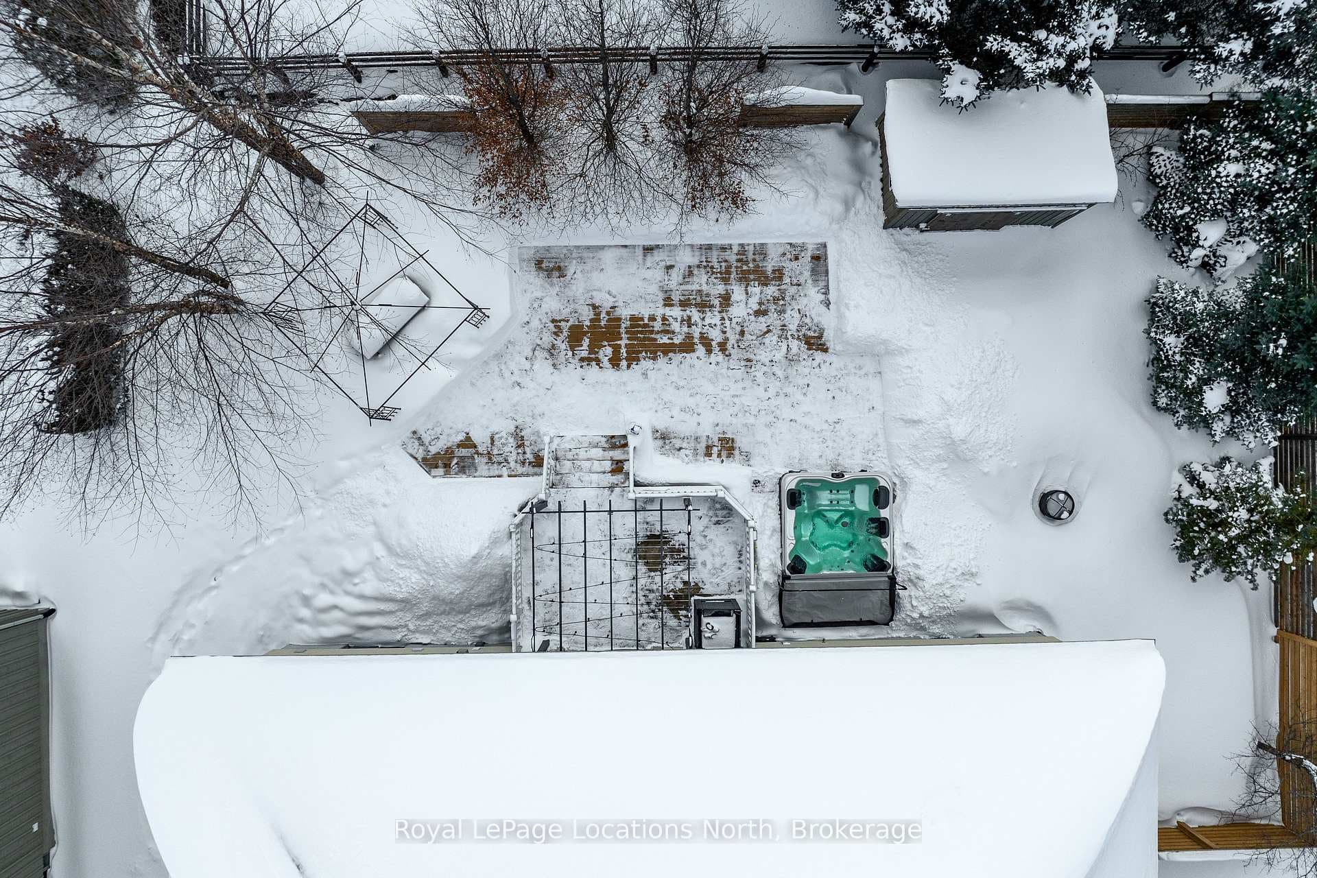 1 Thorncroft Court photo 38