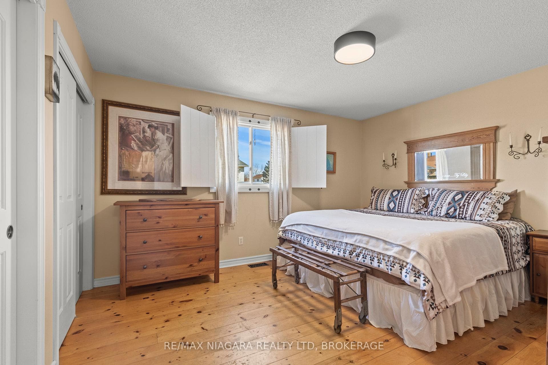 4 Cedarvale Crescent photo 19
