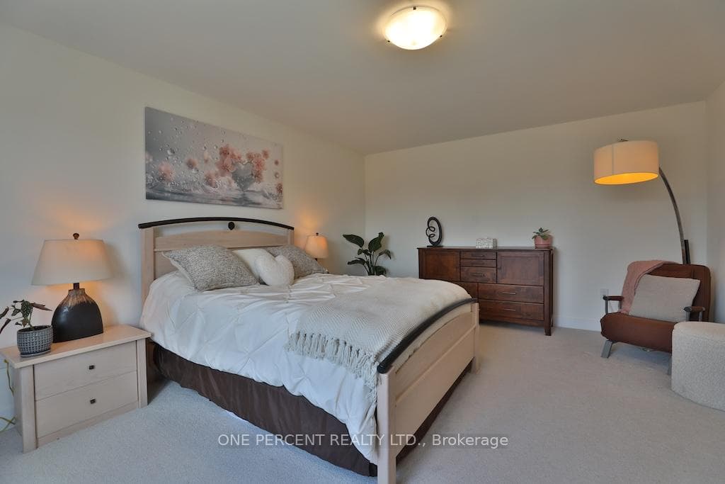 72 Dusenbury Drive photo 30