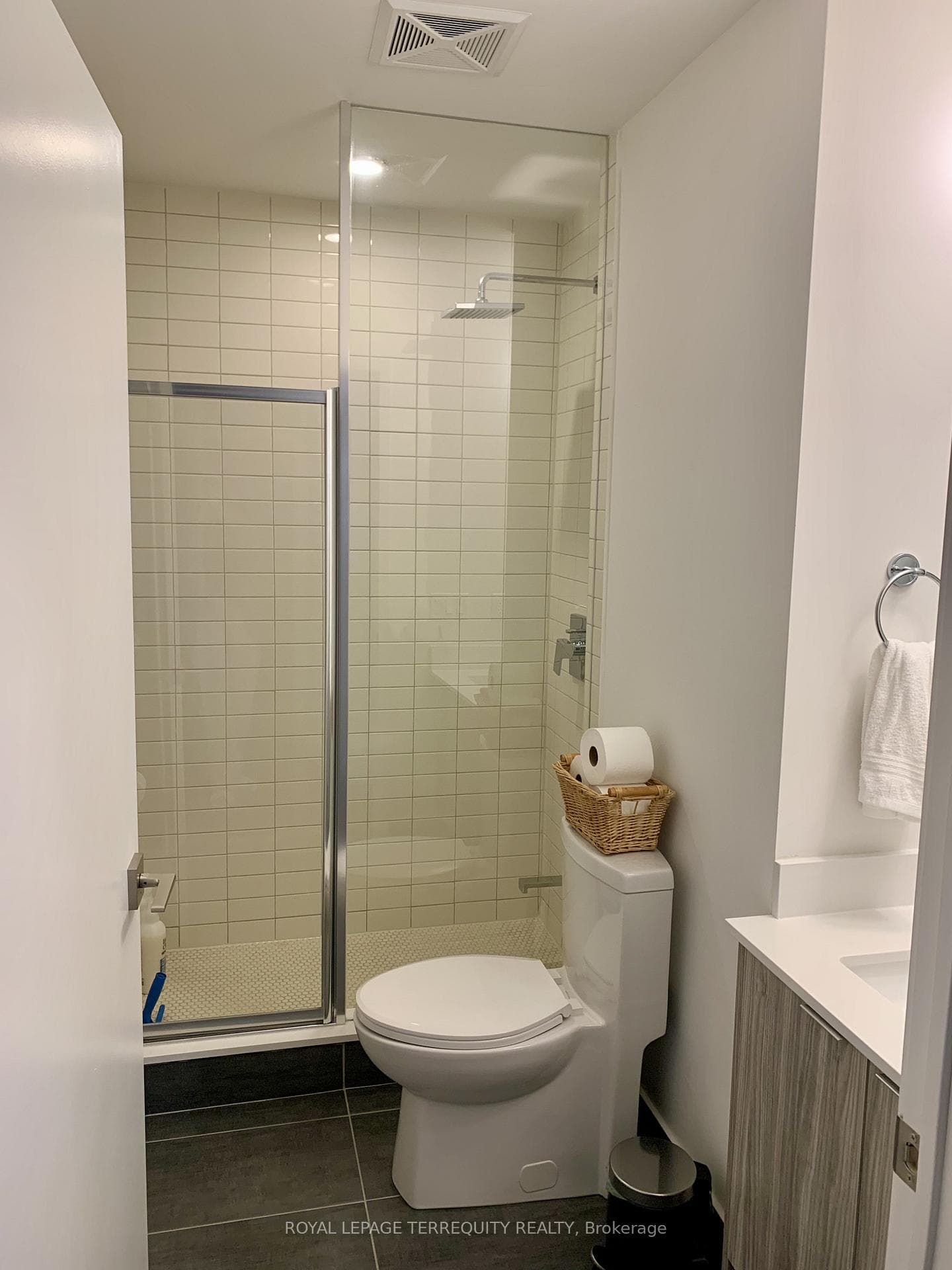 2908 Highway 7 Road Unit 507E photo 10