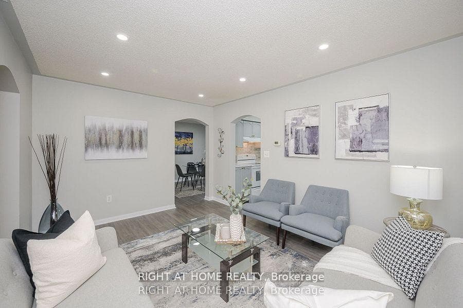 1724 Samuelson Circle photo 9