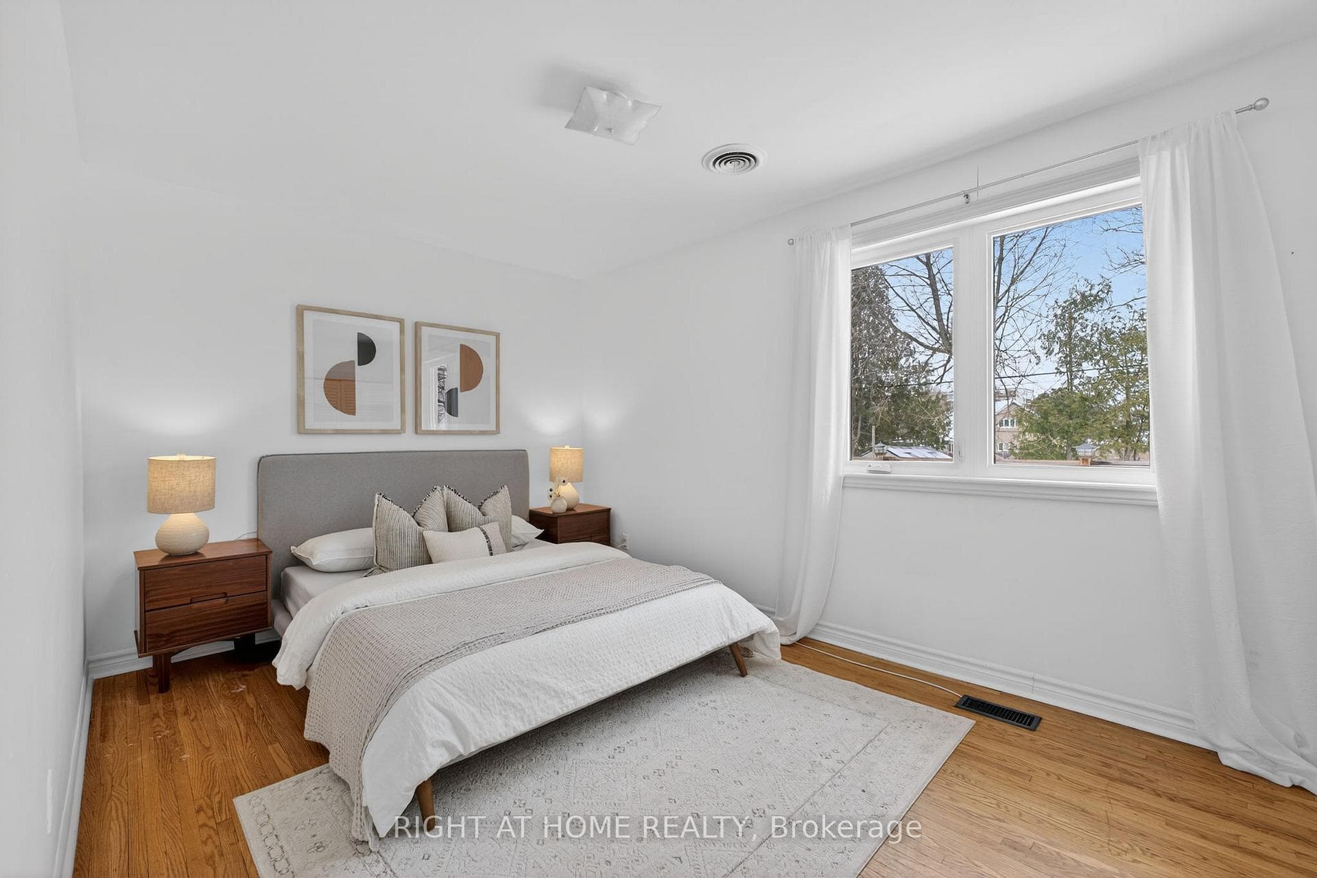 30 Ptarmigan Crescent photo 9