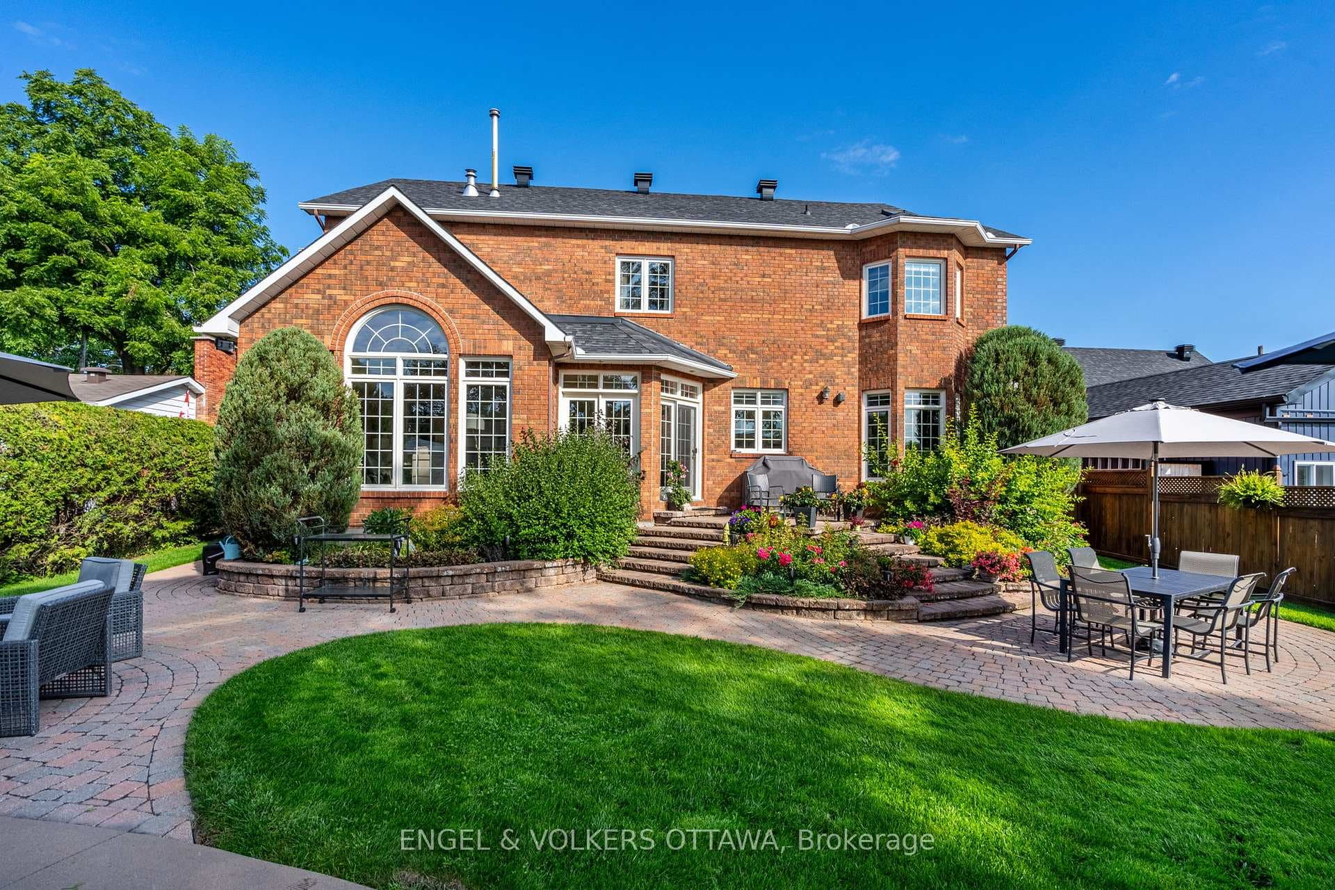 1014 Stormont Street photo 36