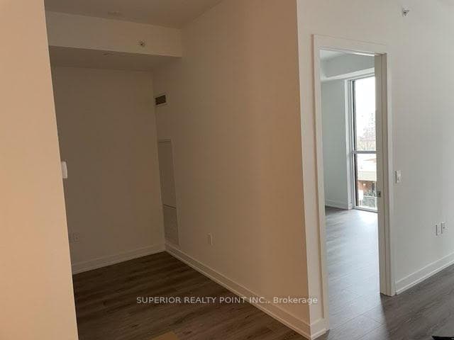 38 Iannuzzi Street Unit 614 photo 4