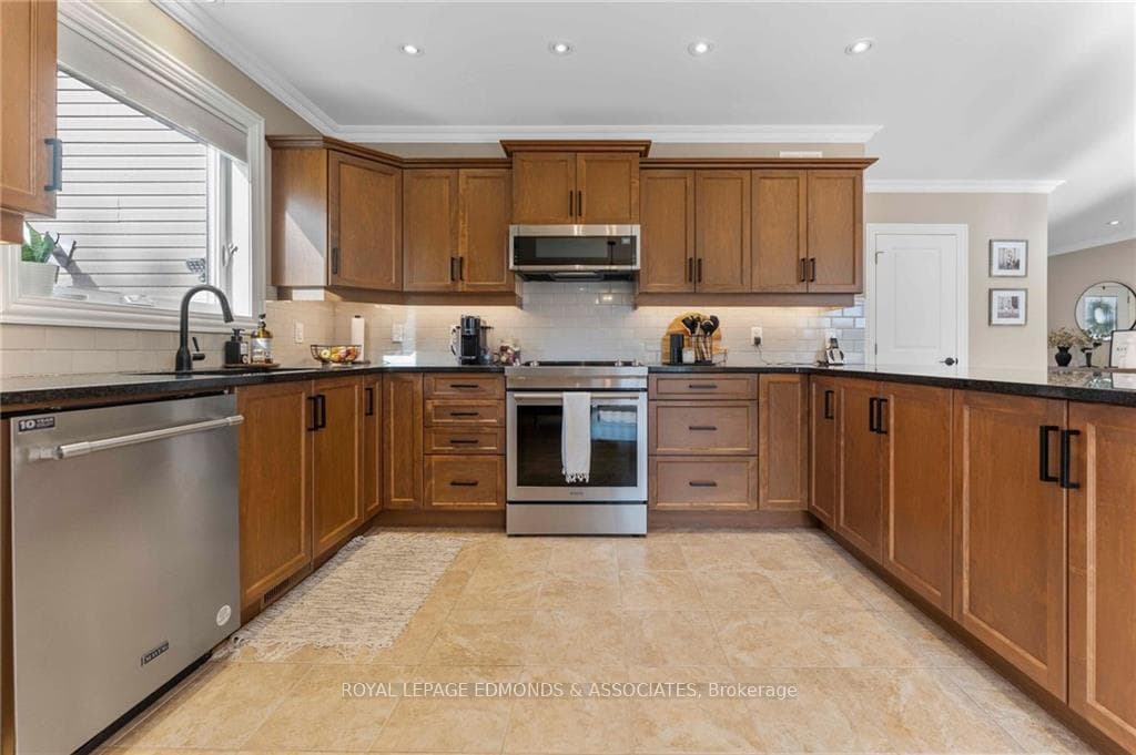 45 FOREST PARK Road photo 6
