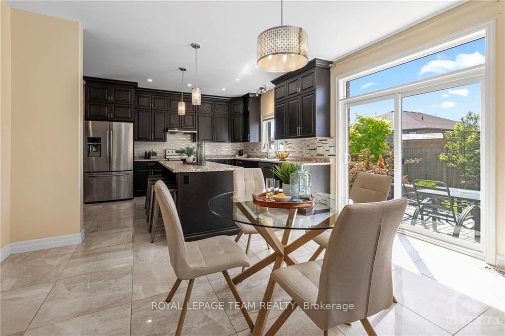 36 BEVAN Drive photo 10