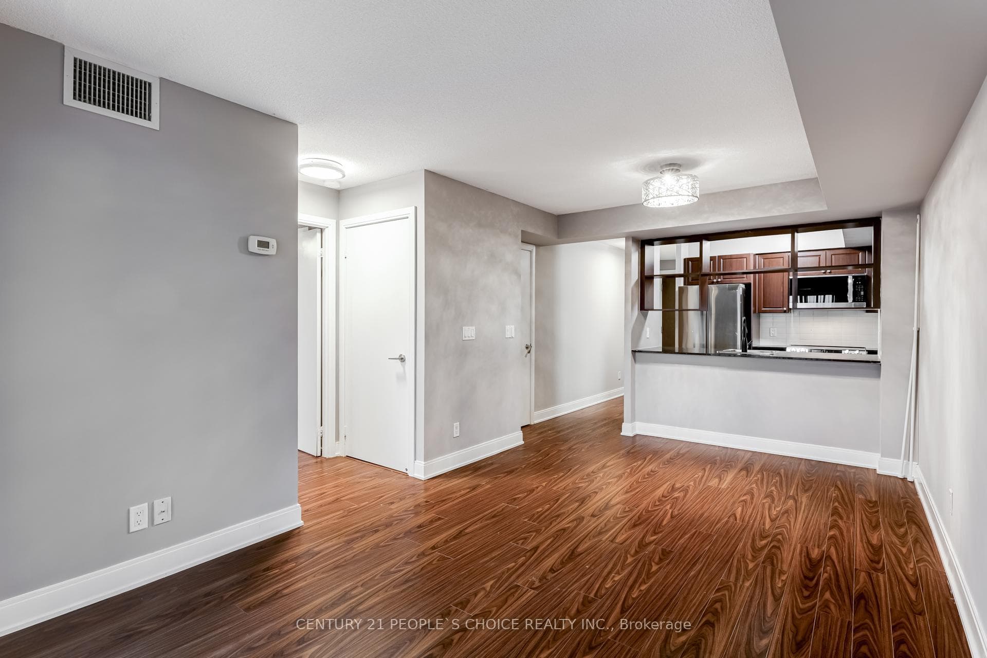 125 Village Green Square Unit 1508 photo 27