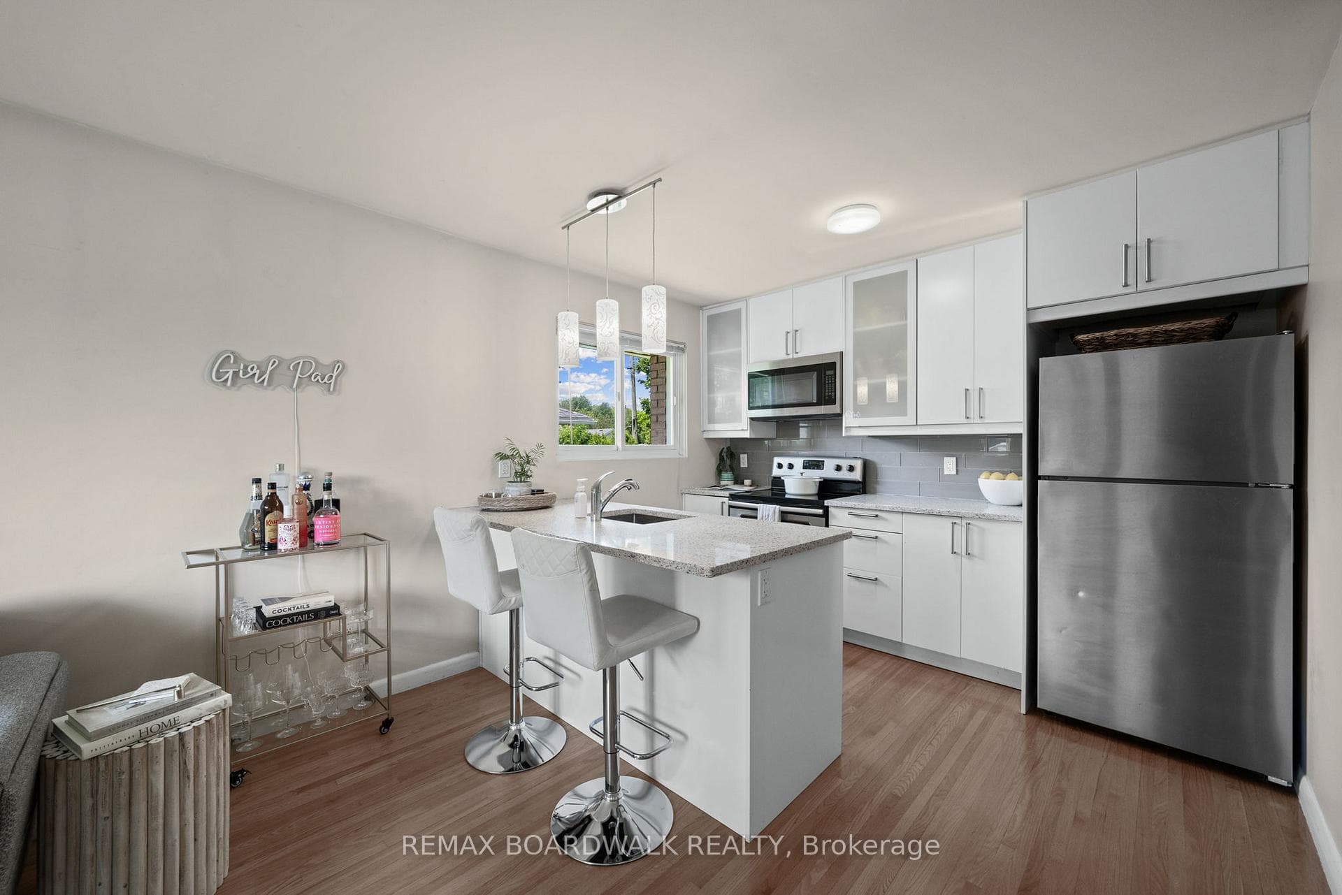 1311 Adirondack Drive photo 5