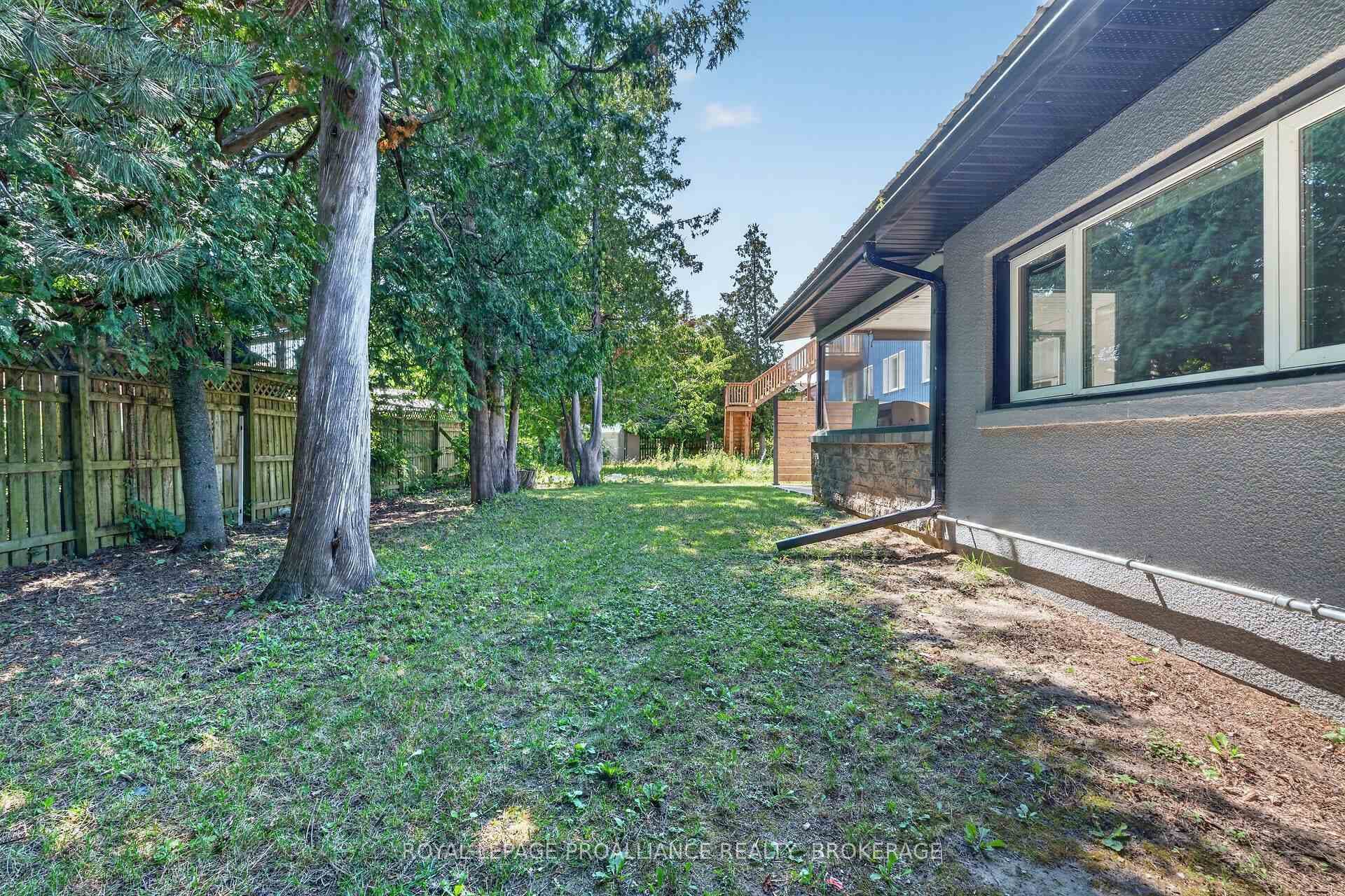 843 Woodbine Road photo 41