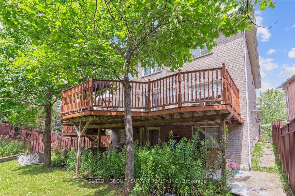 42 Tigerlily Place photo 34