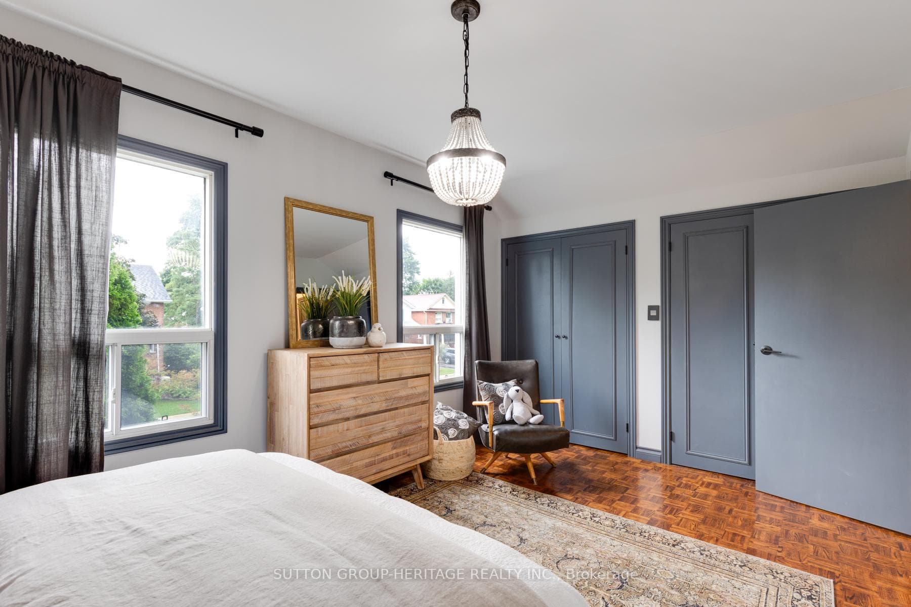 139 Queens Drive photo 19