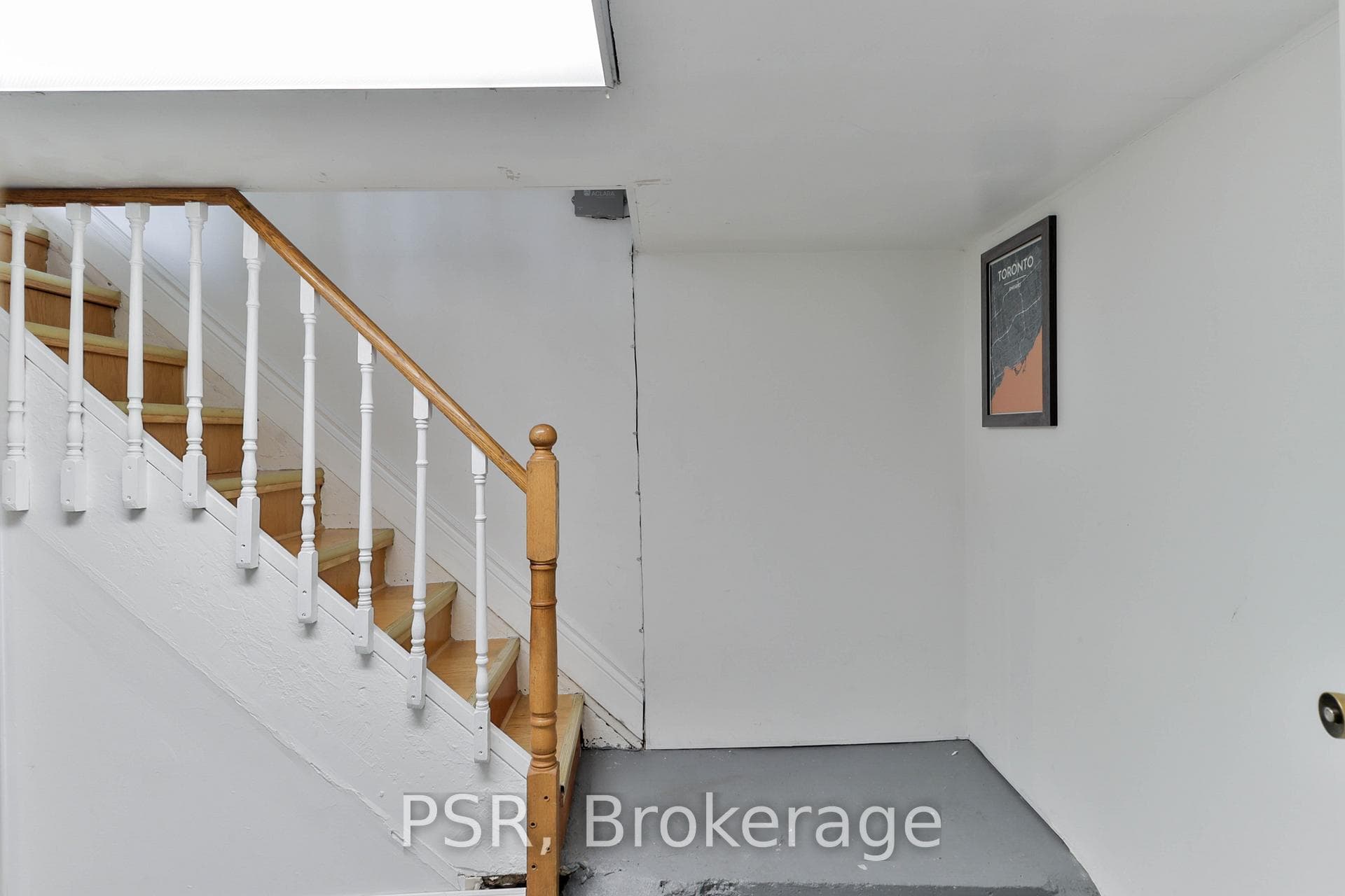 175 Maria Street photo 28