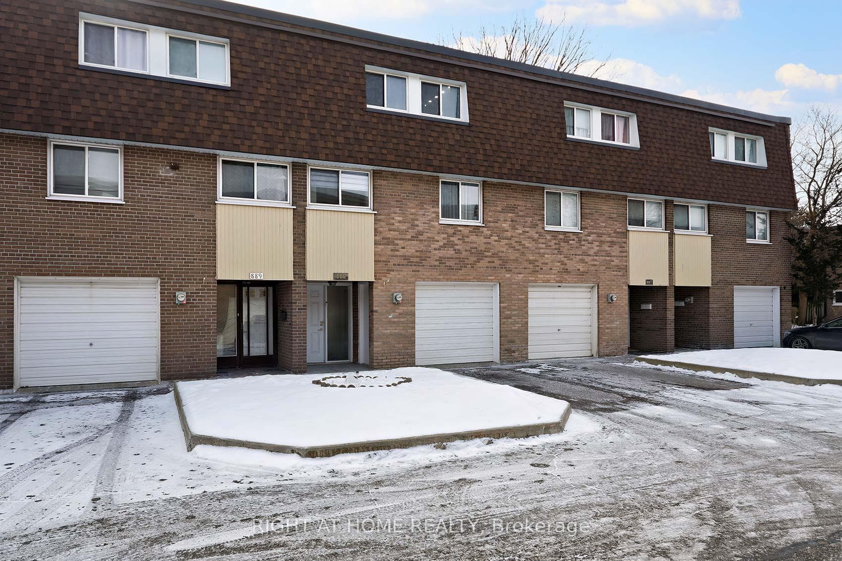 34 Tandridge Crescent Unit 888 photo 1