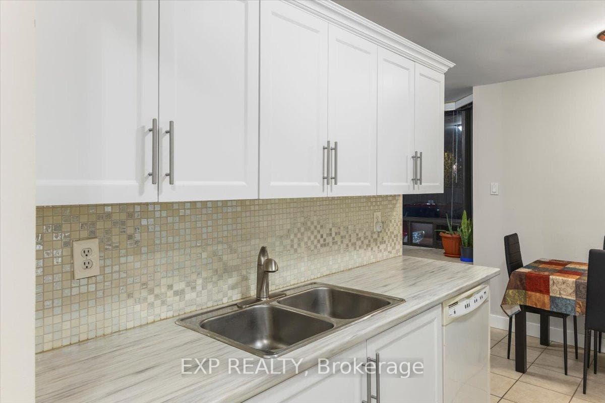 75 Huxley Street Unit 101 photo 10
