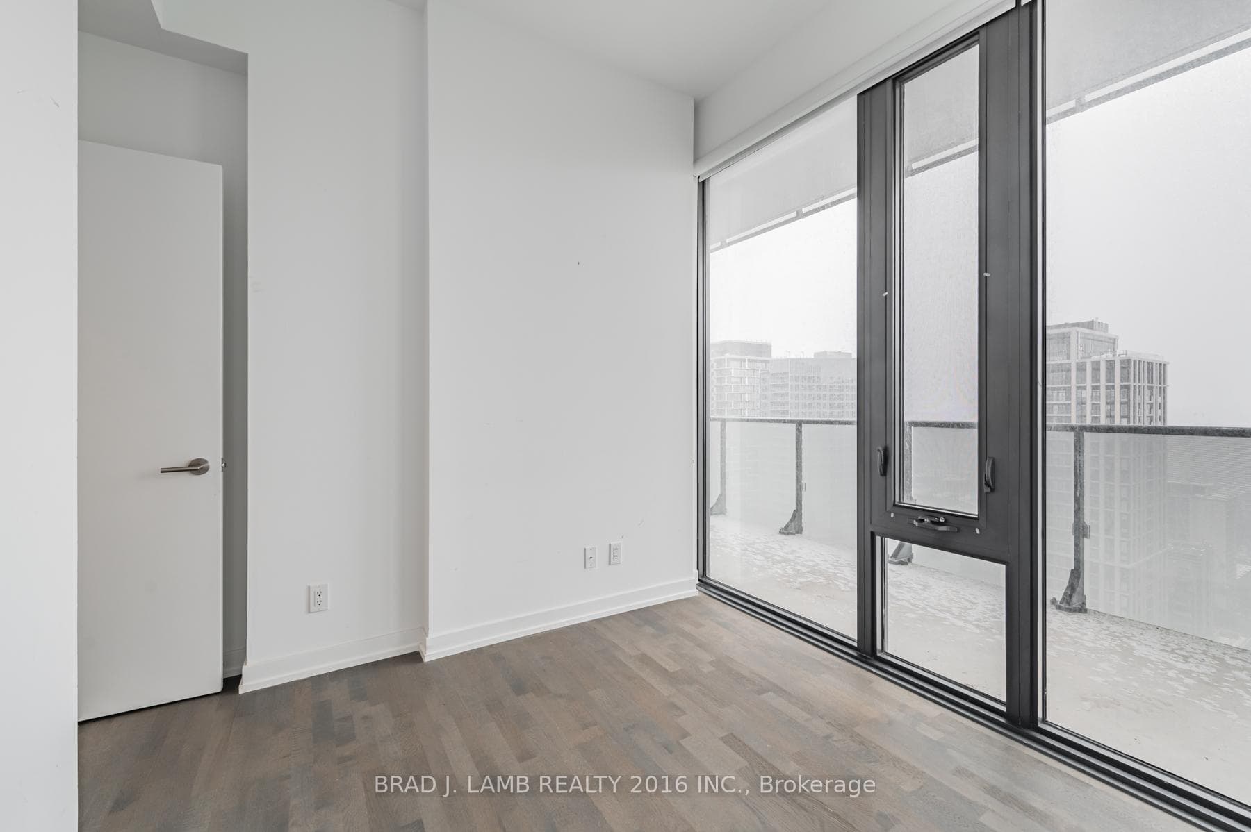 185 Roehampton Avenue Unit 3403 photo 18