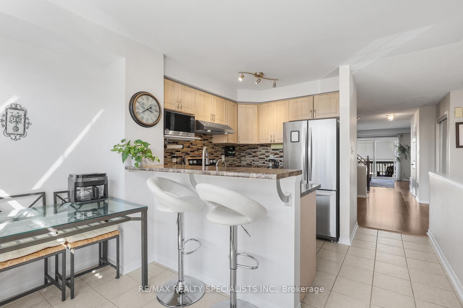 3370 Redpath Circle photo 12