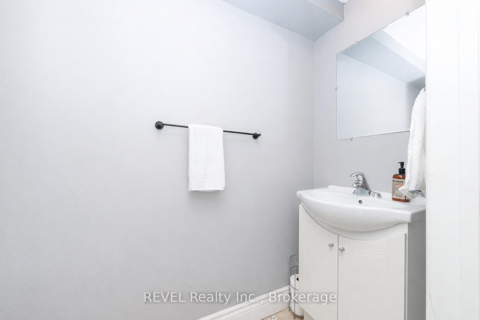 1300 Upper Ottawa Street Unit 43 photo 17