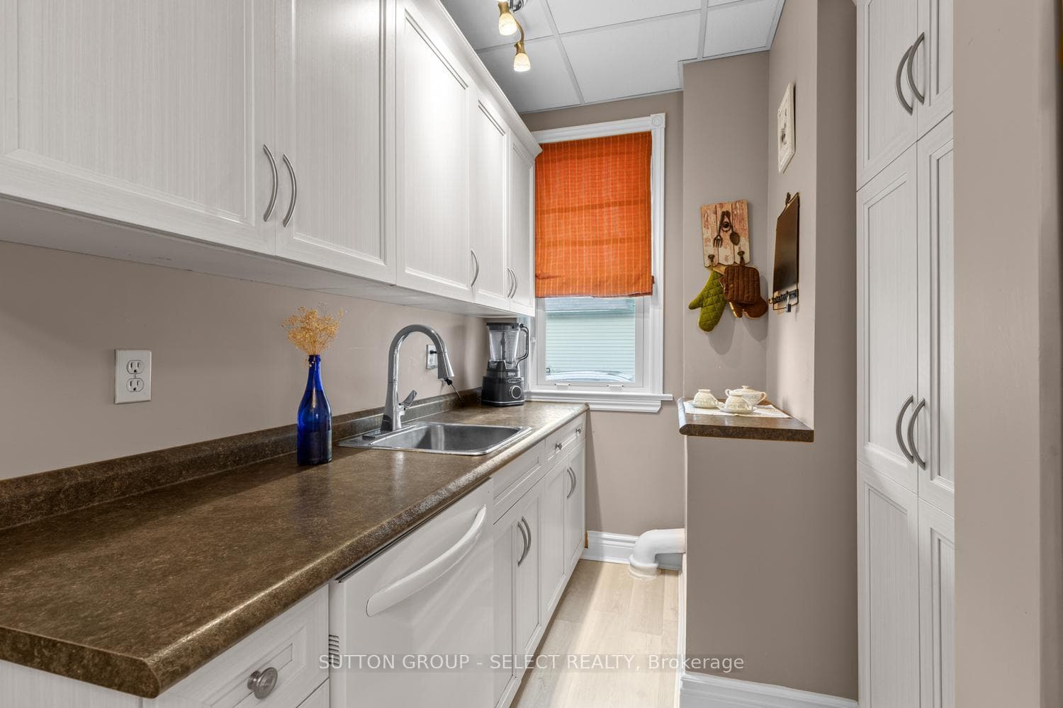 1030 York Street photo 14