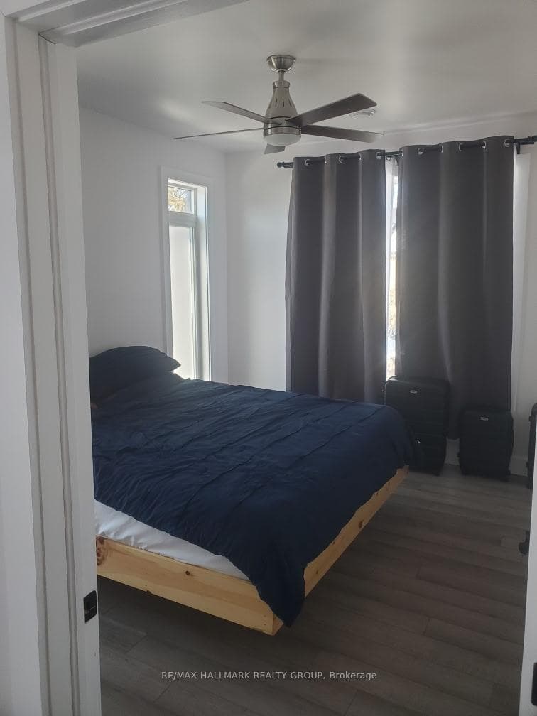117 Drummond Street photo 5
