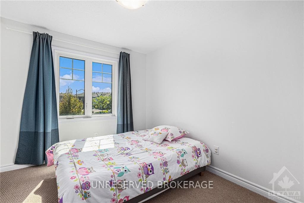 932 KILBIRNIE Drive photo 15