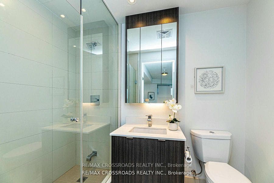 55 Merchants' Wharf Way Unit 531 photo 24