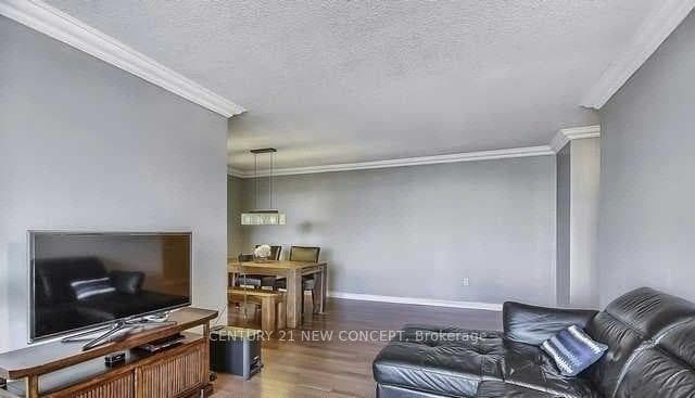 205 Hilda Avenue Unit 701 photo 3