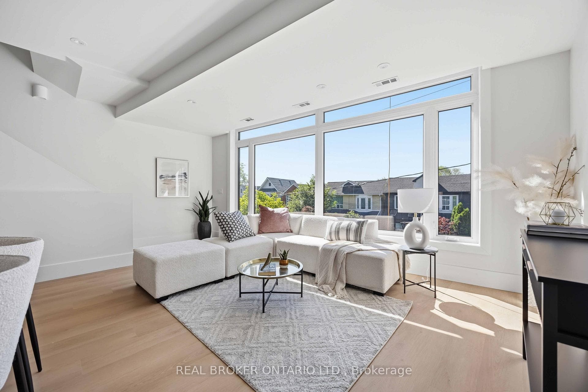 102 Boultbee Avenue Unit D photo 19