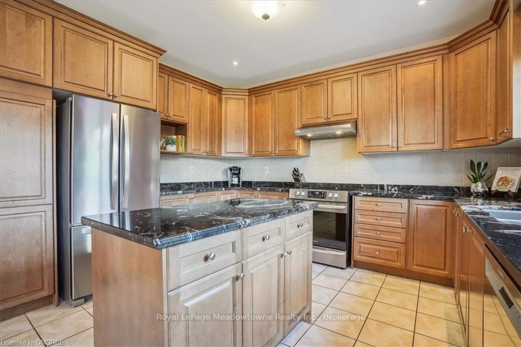 1155 NORRINGTON Place photo 20