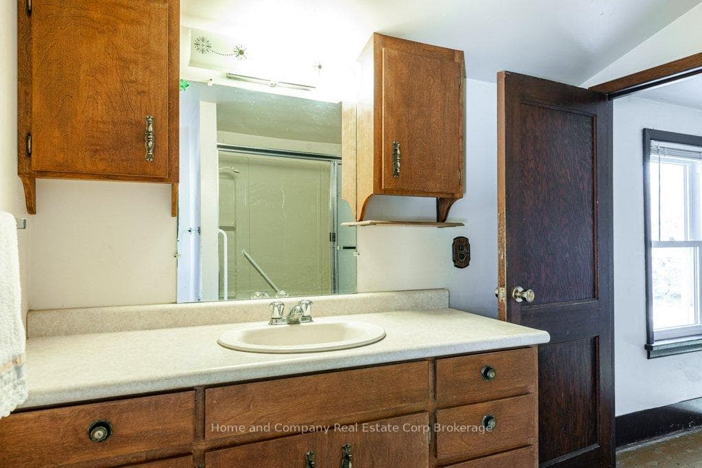 82 Huntingdon Avenue photo 28