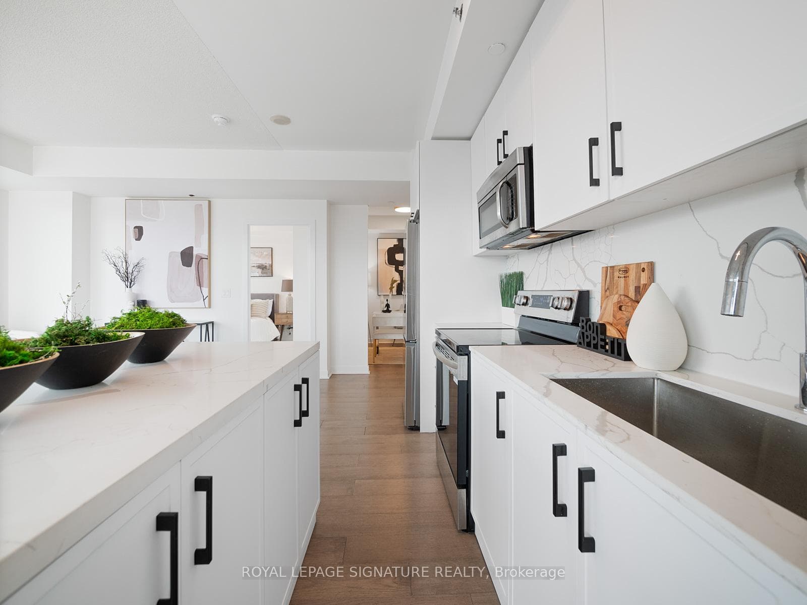 225 Sackville Street Unit 1304 photo 8