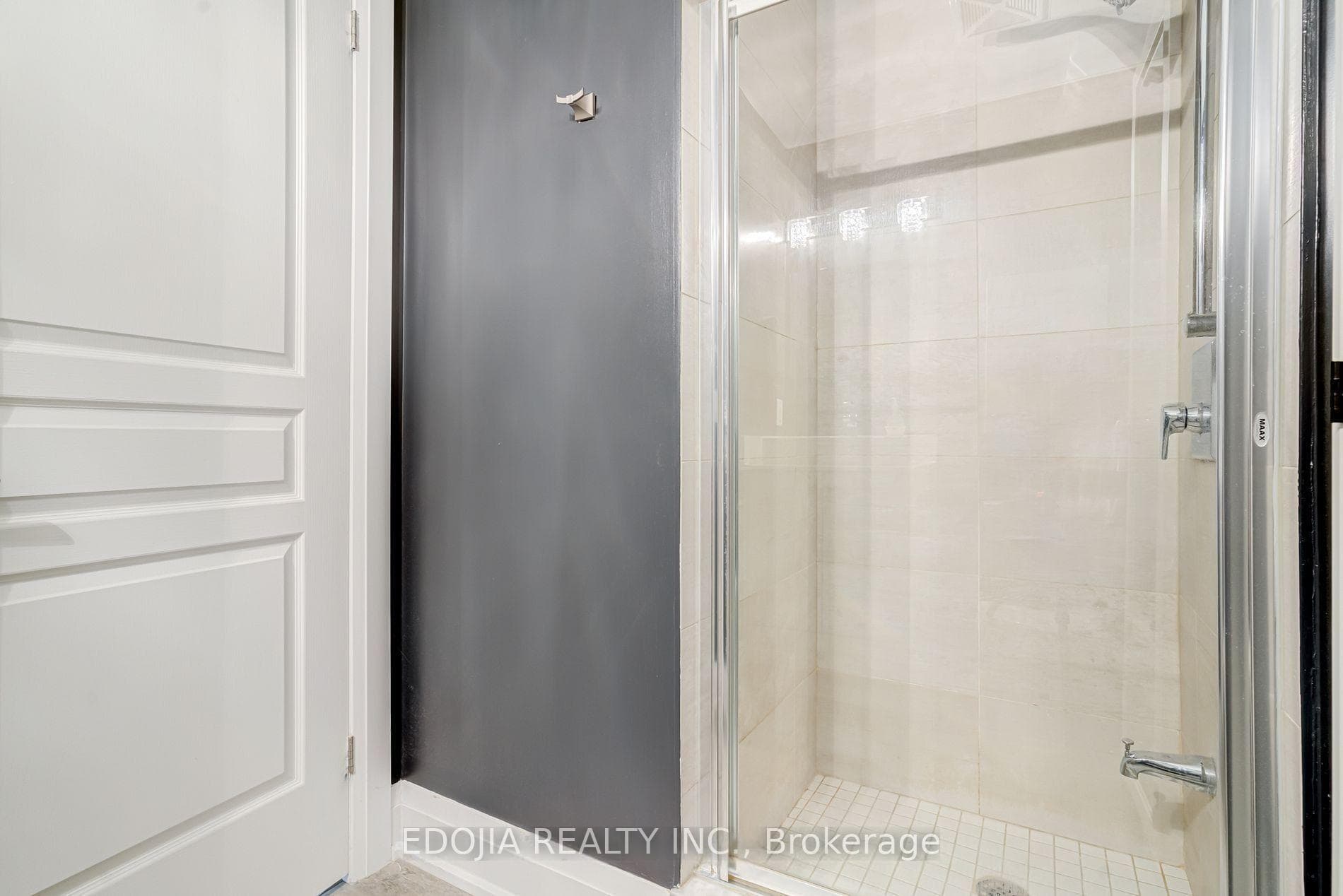 8302 Islington Avenue Unit 311 photo 13