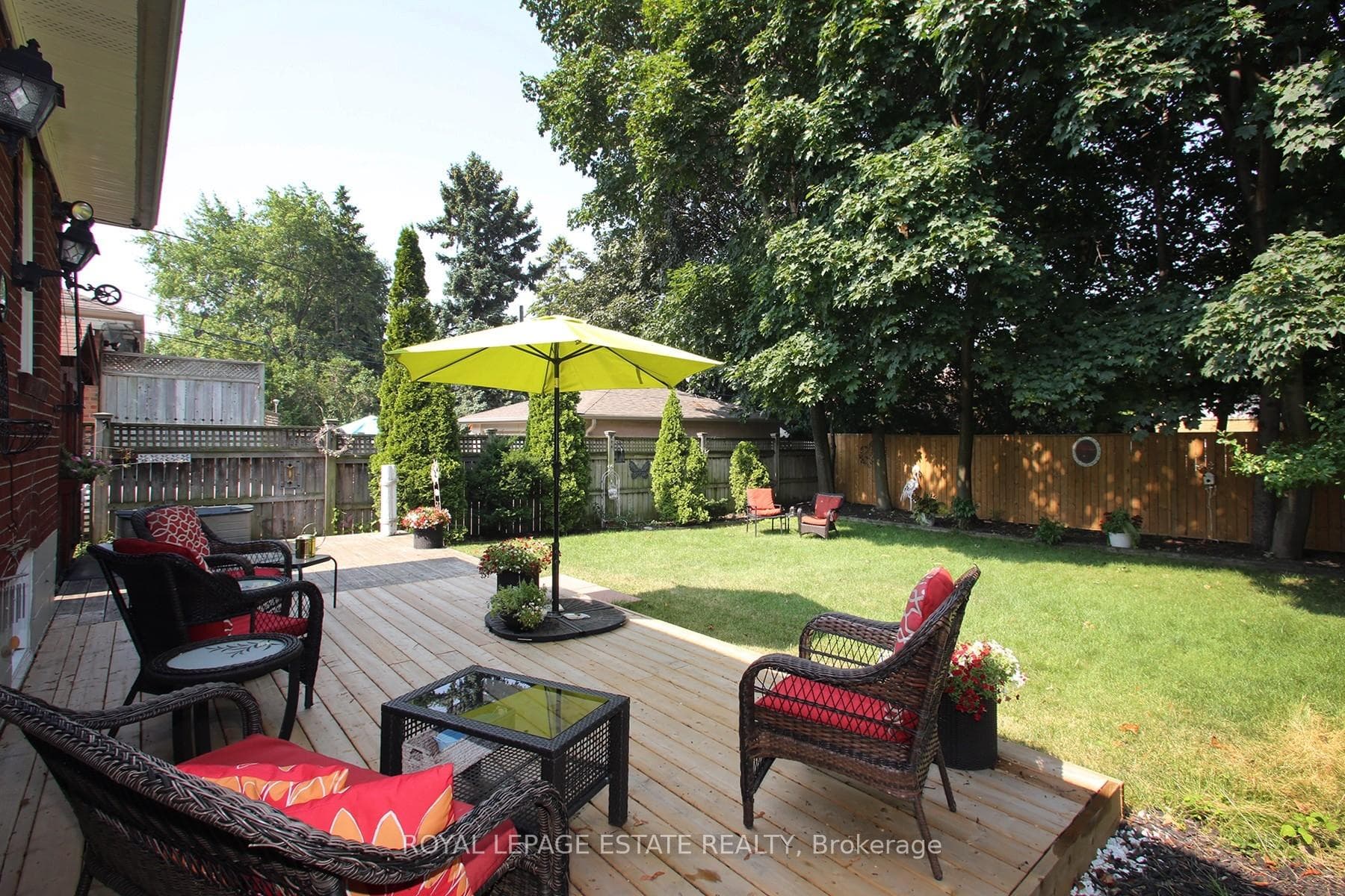 74 Ferncroft Drive photo 19